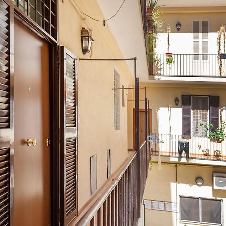 Апартаменти Retro Flat Termini Рим Екстер'єр фото